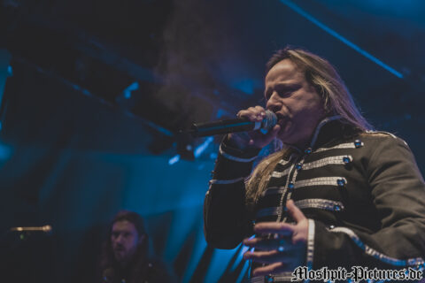 Almanac-Der-Hirsch-130217-011