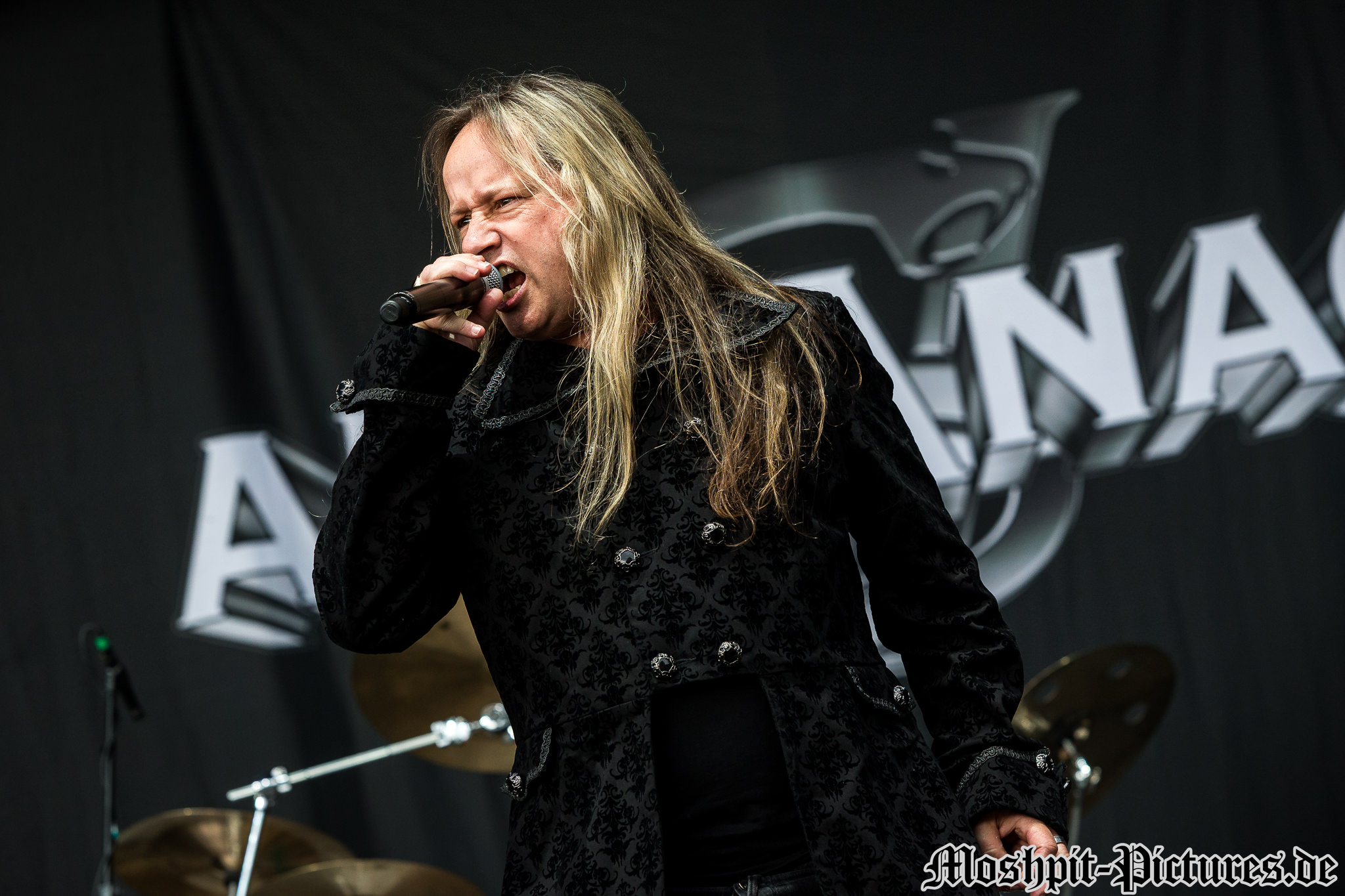 masters-of-rock-2017-Almanac-045