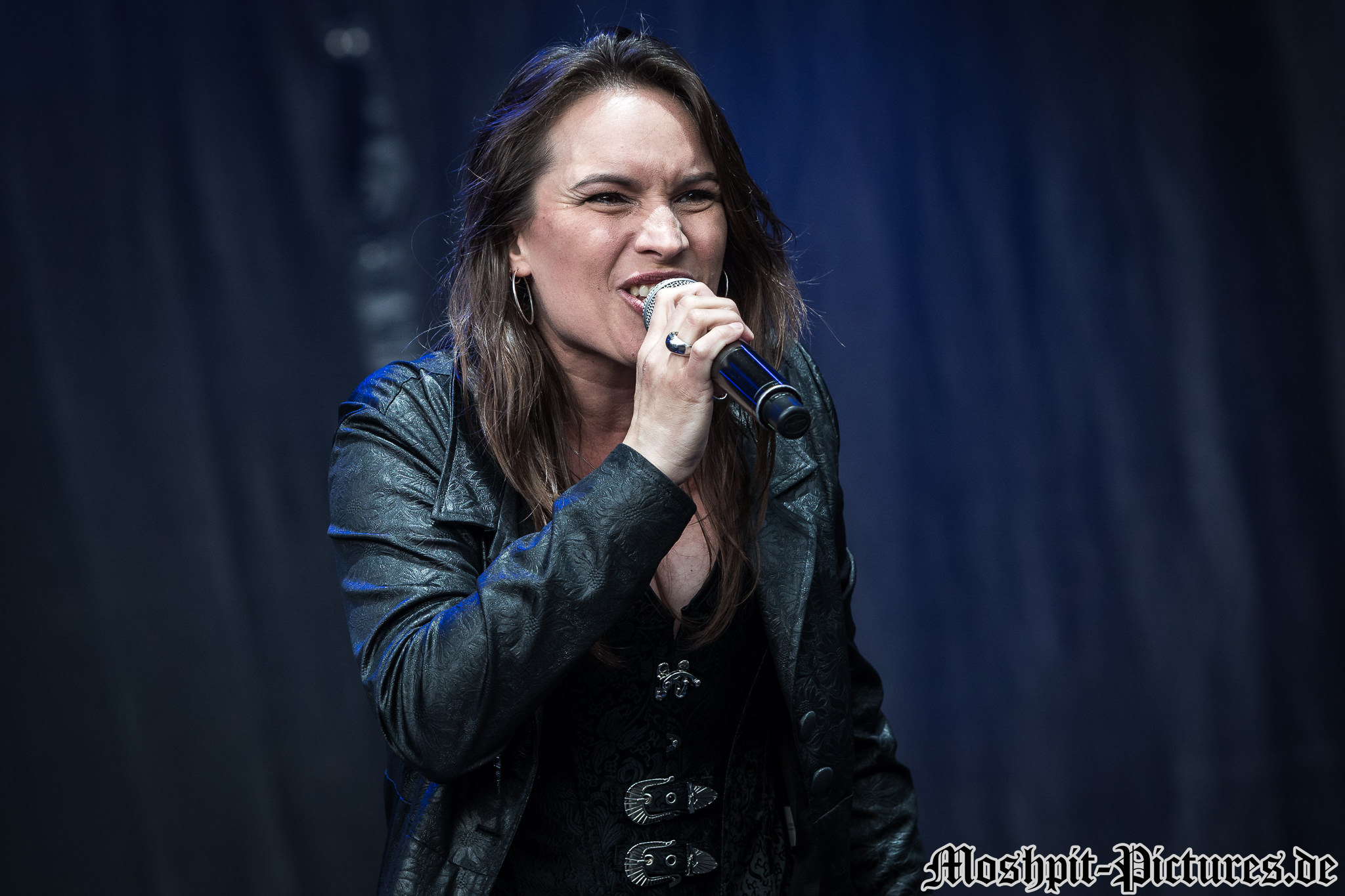 masters-of-rock-2017-Almanac-075