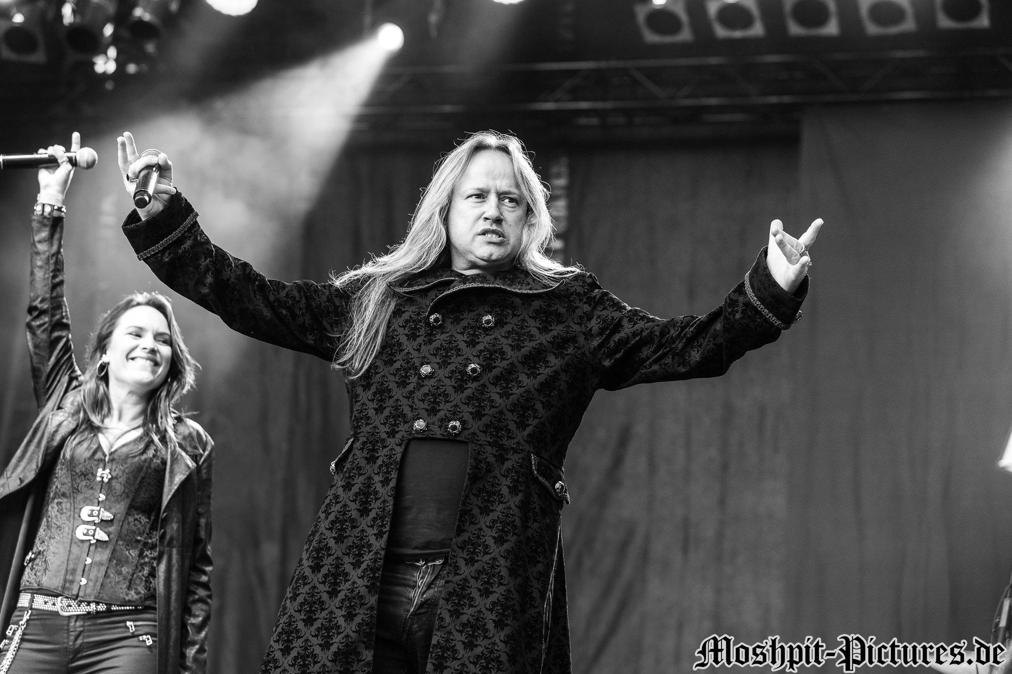 masters-of-rock-2017-Almanac-078