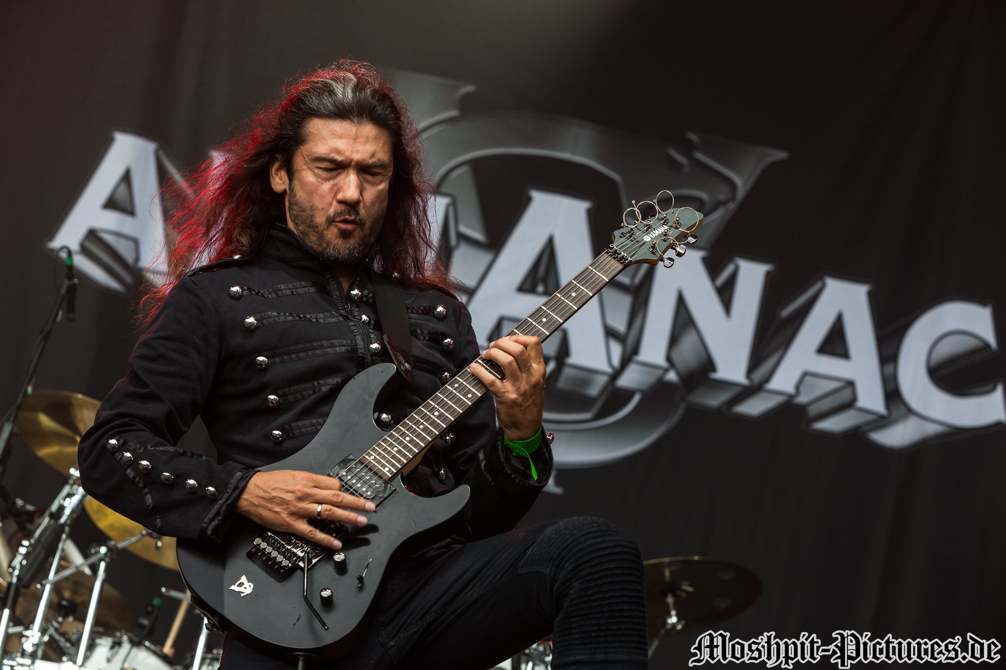 masters-of-rock-2017-Almanac-100