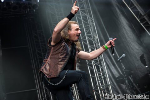 masters-of-rock-2017-Almanac-057
