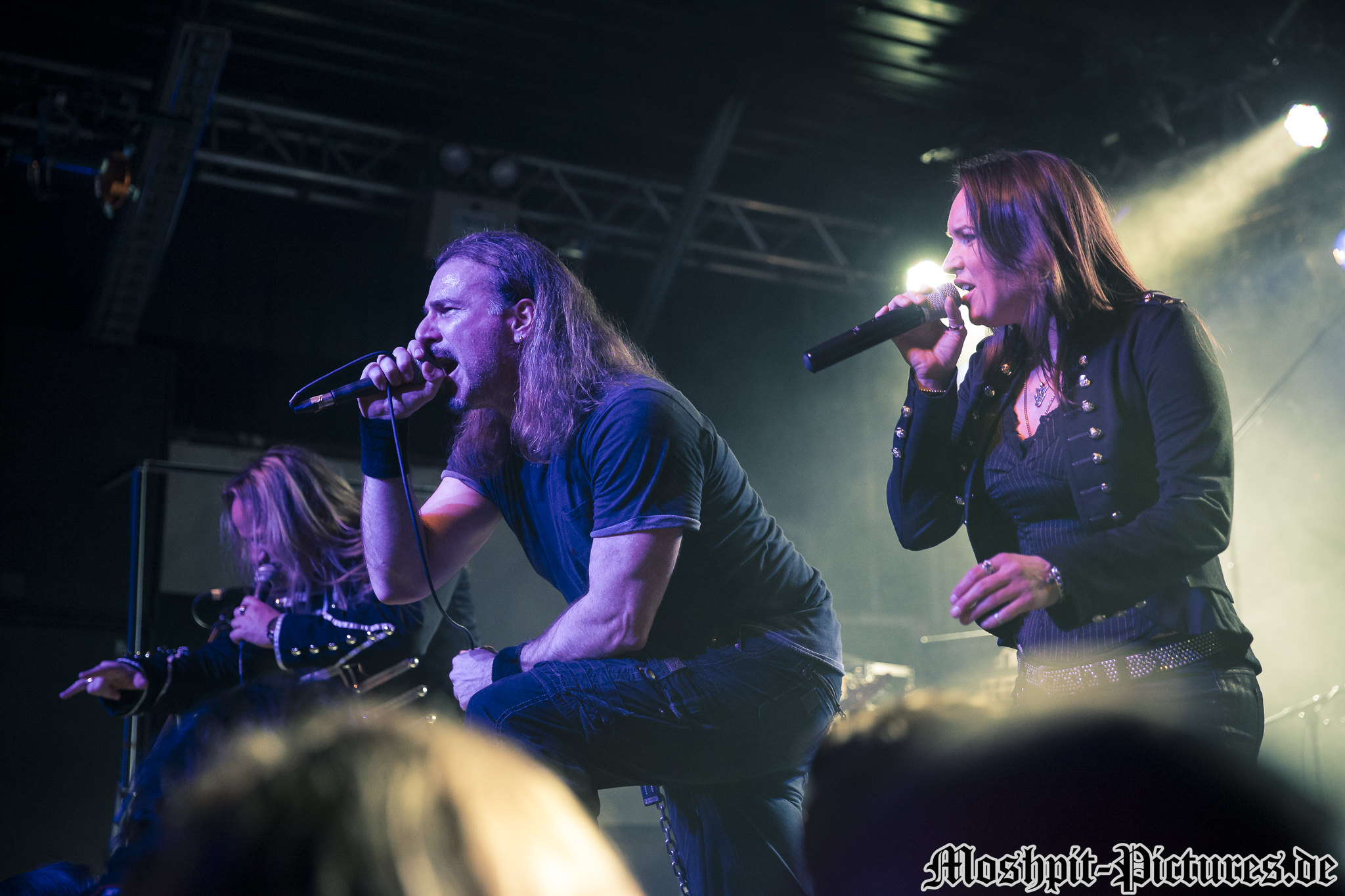 Almanac-Backstage-240316-642
