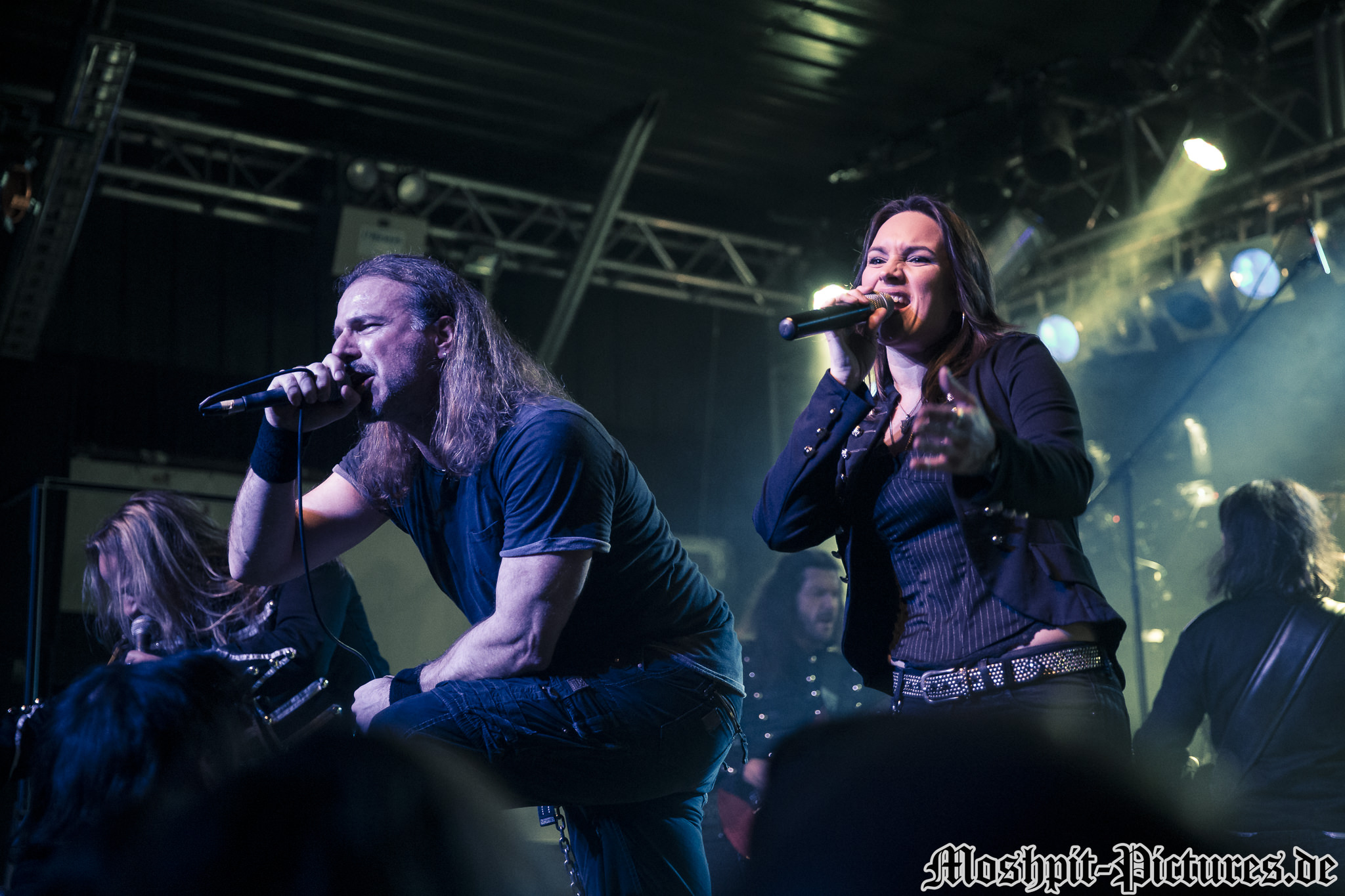 Almanac-Backstage-240316-643