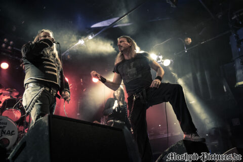 Almanac-Der-Hirsch-220316-270