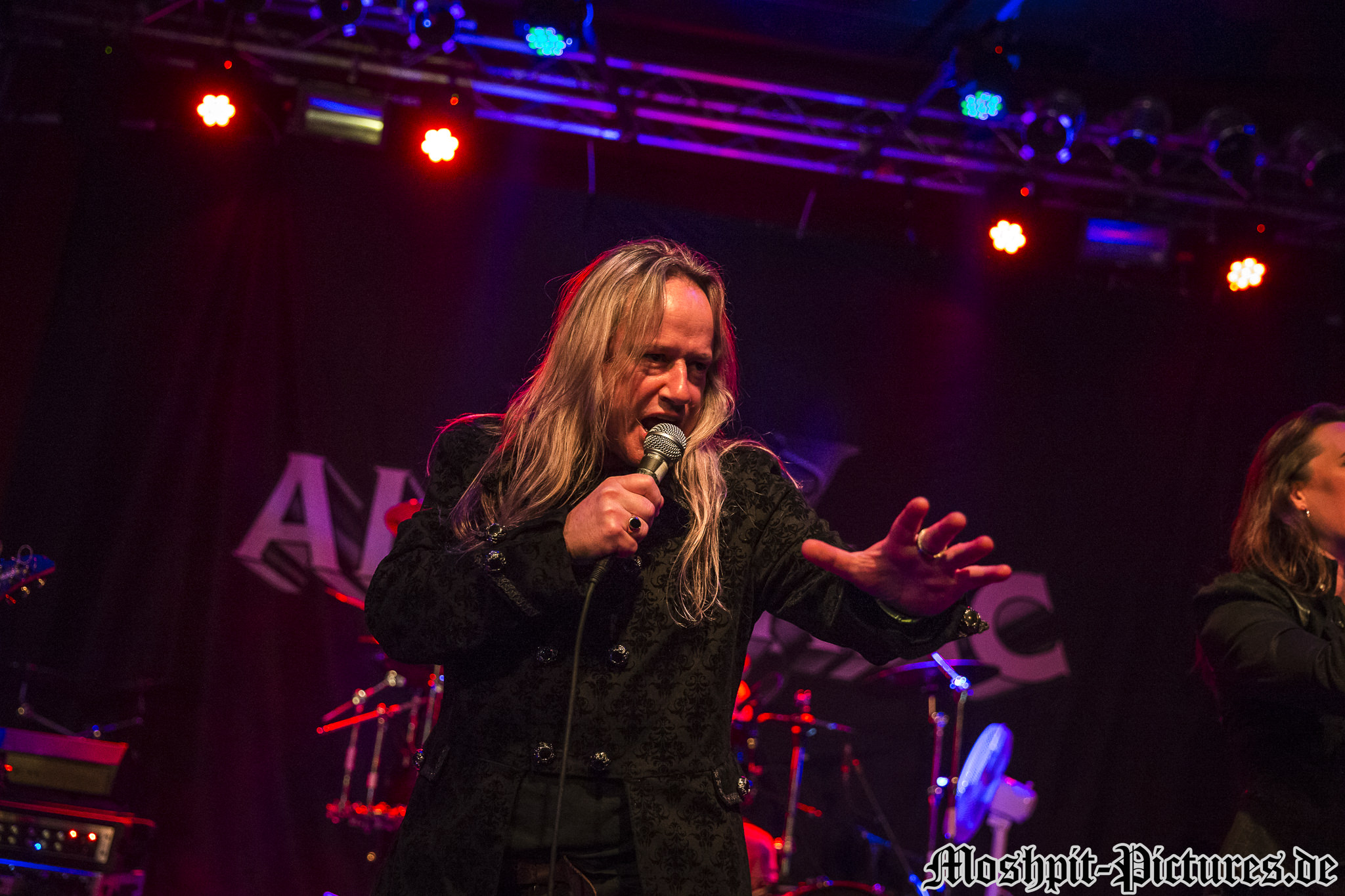 Almanac-Turock-260418-0026