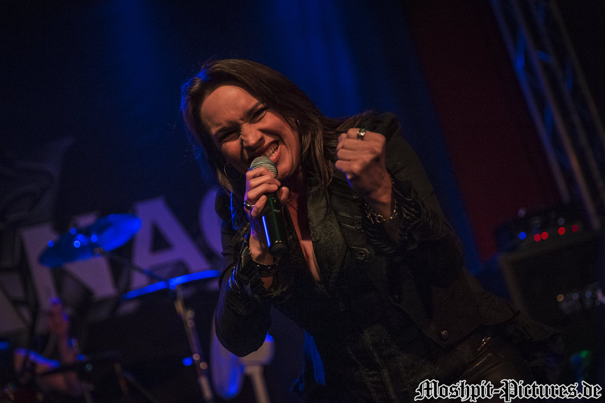 Almanac-Turock-260418-0054