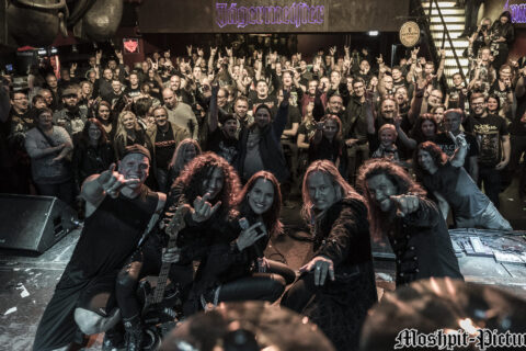Konzertfotos von Almanac auf der Tour of the Dragonhead 2018