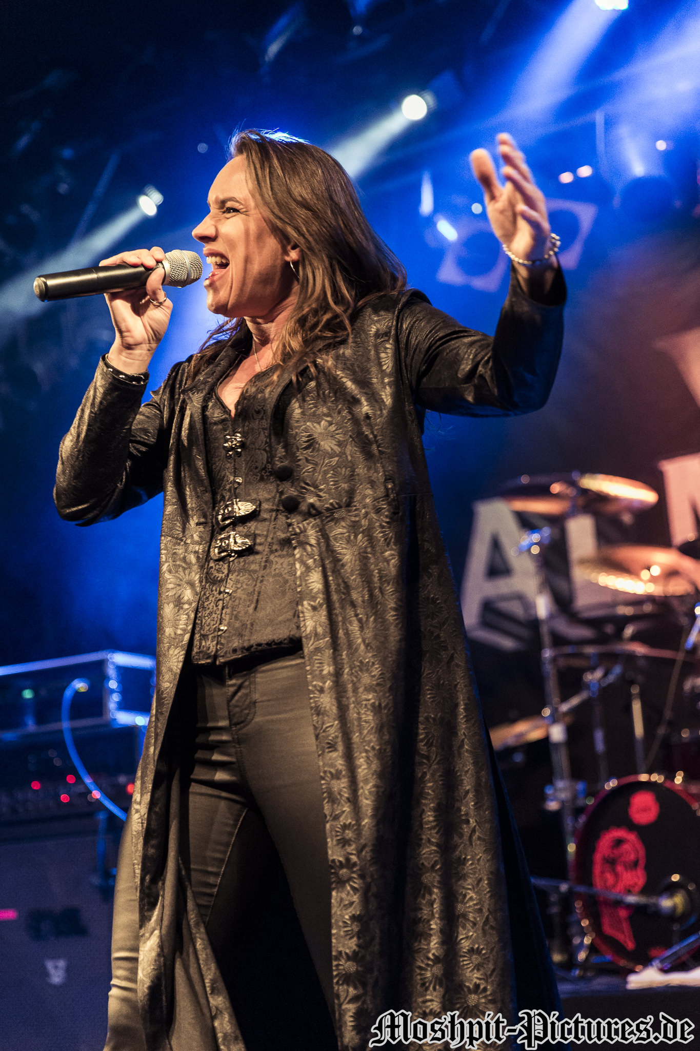 Almanac-Backstage-240418-0029