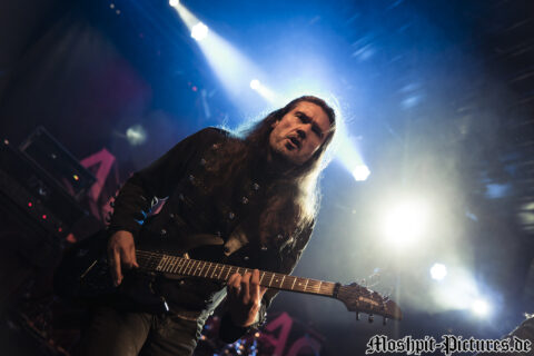 Konzertfotos von Almanac auf der Tour of the Dragonhead 2018