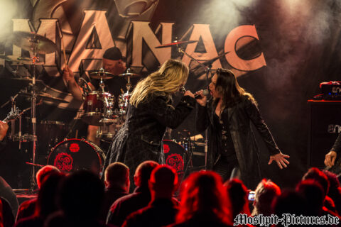 Konzertfotos von Almanac auf der Tour of the Dragonhead 2018