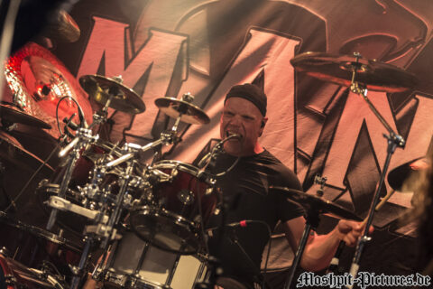Konzertfotos von Almanac auf der Tour of the Dragonhead 2018