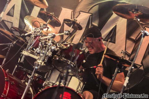 Konzertfotos von Almanac auf der Tour of the Dragonhead 2018