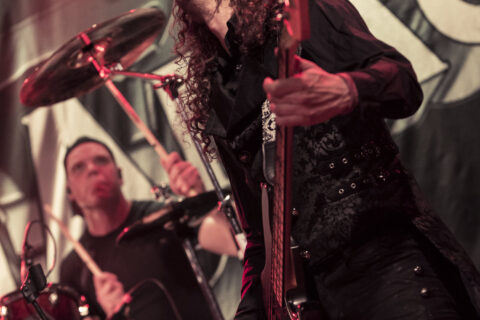 Konzertfotos von Almanac auf der Tour of the Dragonhead 2018