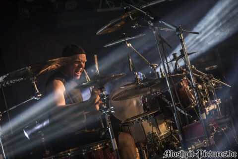 Konzertfotos von Almanac auf der Tour of the Dragonhead 2018