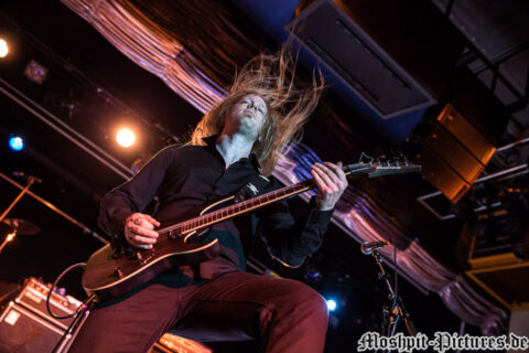 70K2017_Axxis_Show1_05