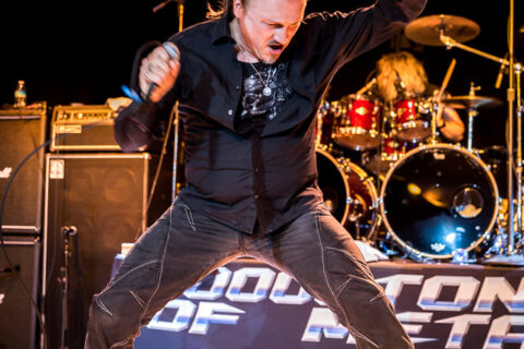 70K2017_Axxis_Show1_10