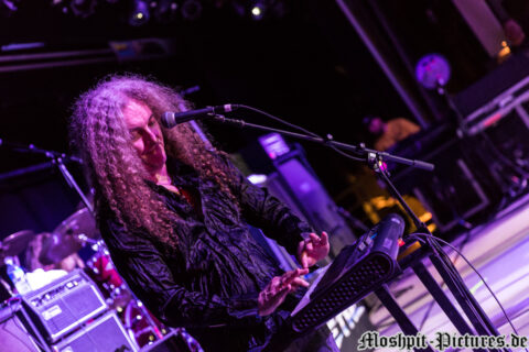 70K2017_Axxis_Show1_28