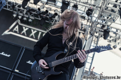 70K2017_Axxis_Show2_01