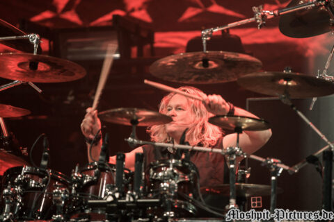Axxis_KnockOut2015_08