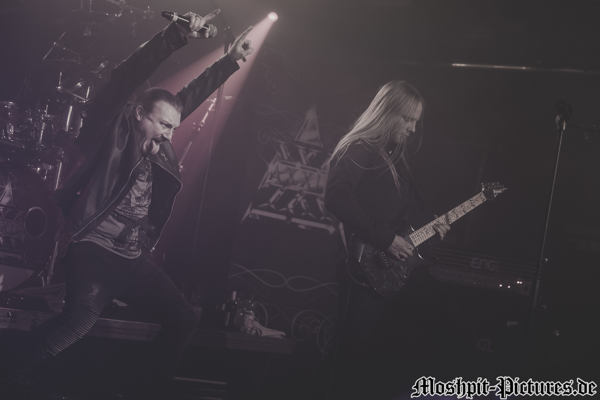 Axxis-Colos-Saal-150317-113