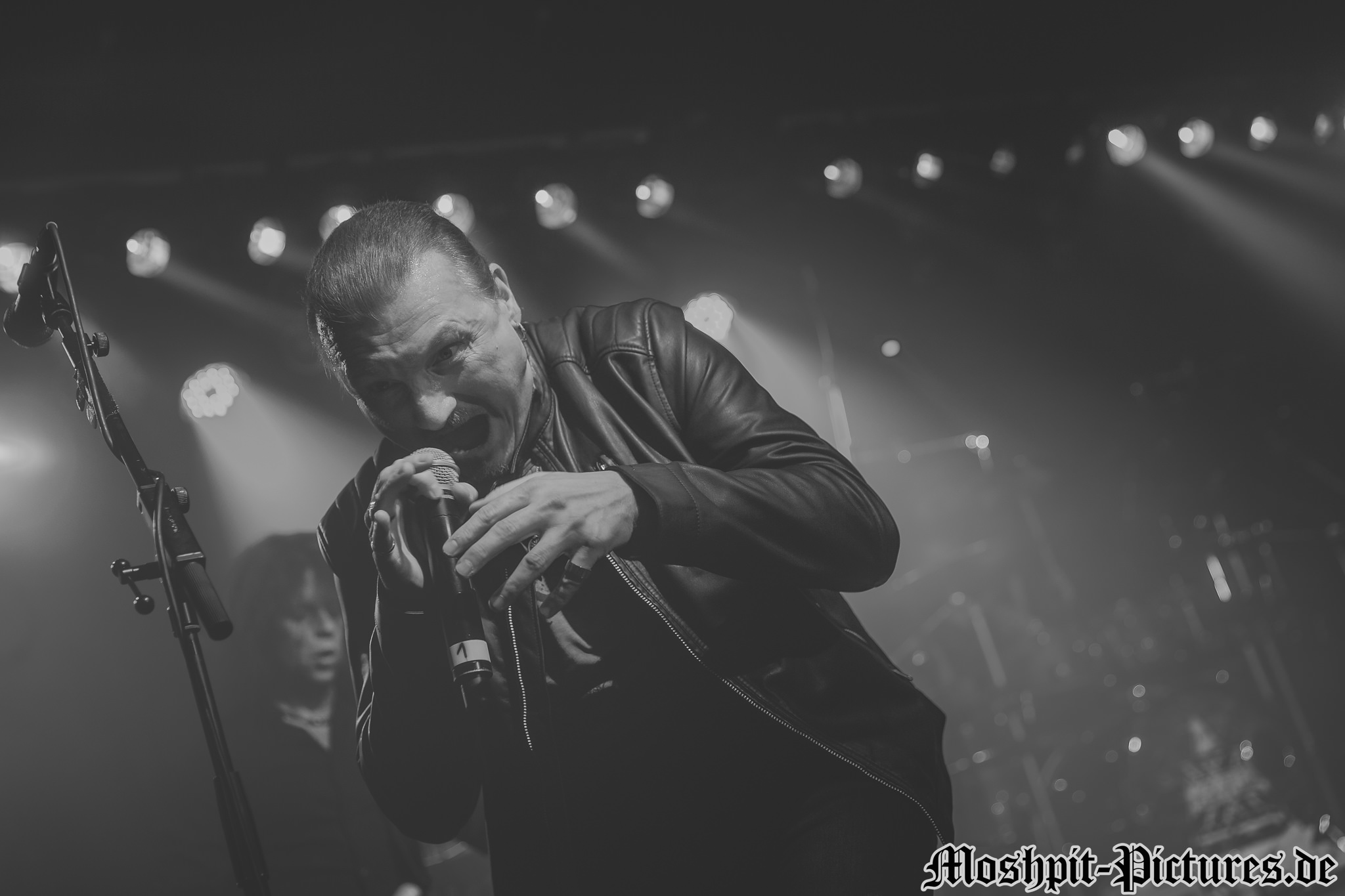 Axxis-Colos-Saal-150317-141