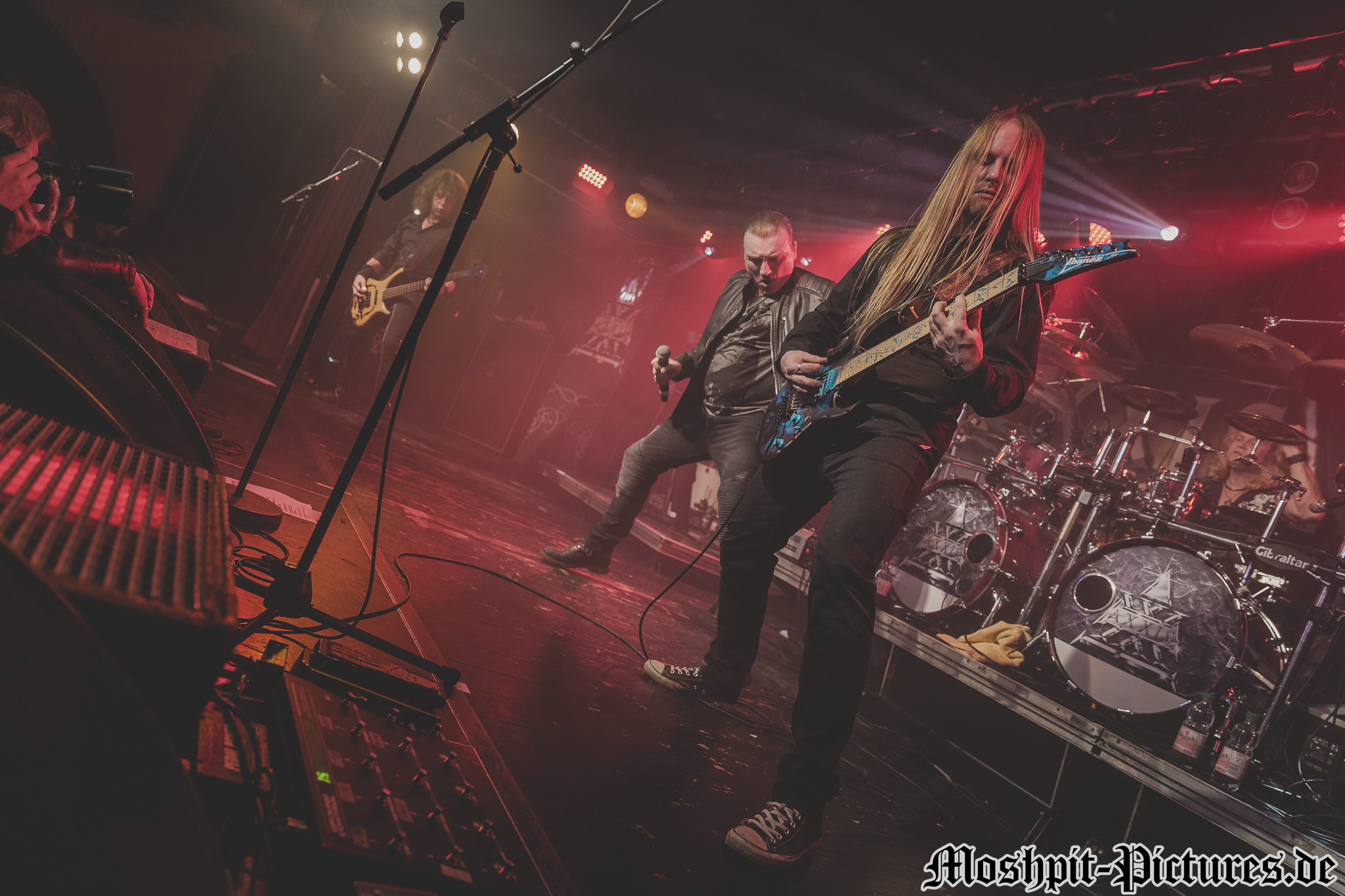 Axxis-Colos-Saal-150317-179