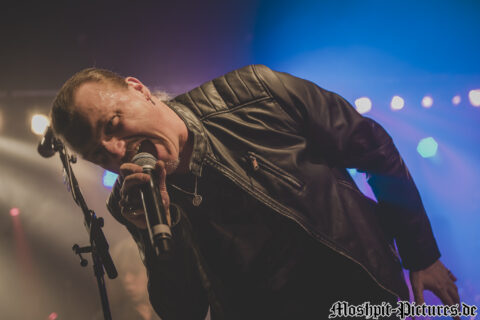 Axxis-Colos-Saal-150317-128