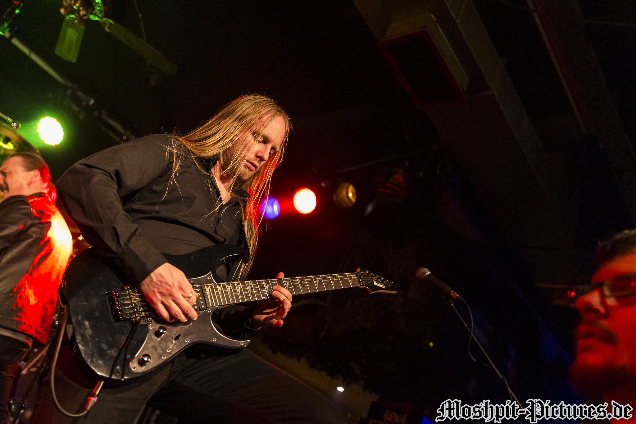 Axxis-Rockfabrik-010417-025