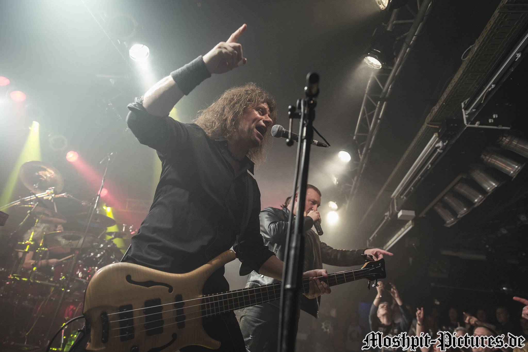 Axxis-Fabrik-190317-210