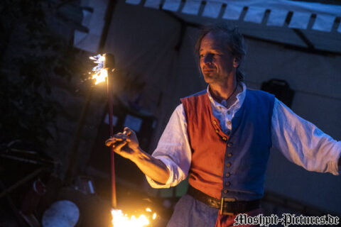 Konzertfoto von Basseltan & Orlando von Goudenhaven - Feuertanz Festival 2022