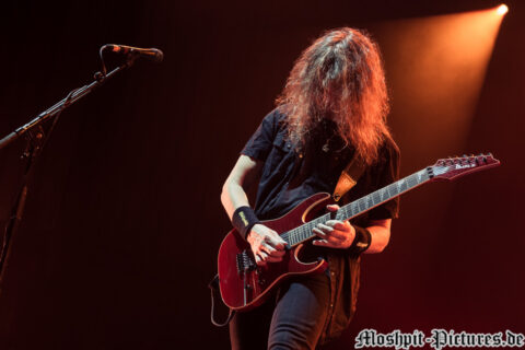 BlindGuardian_KnockOut2015_07