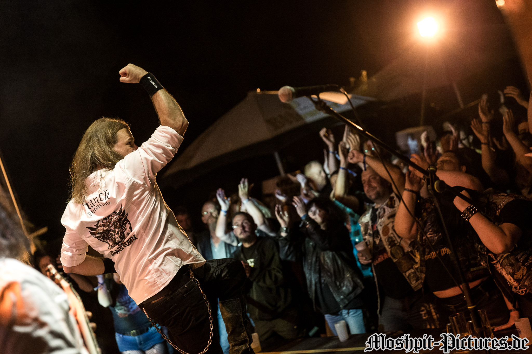 Foto von Brainstorm auf dem Celtic Rock Open Air 2019 auf Burg Greifenstein.