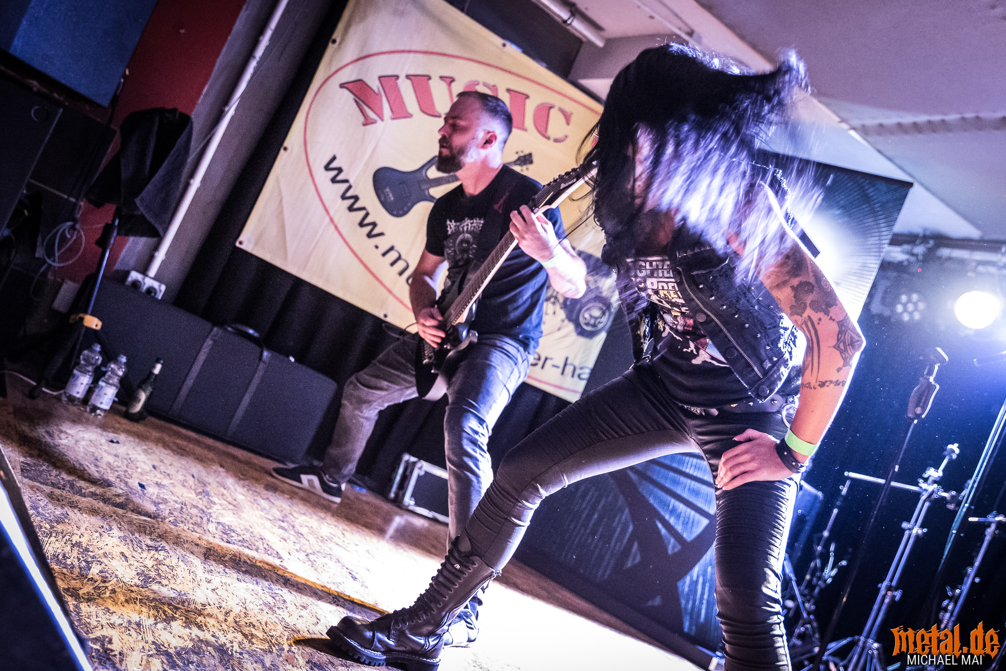 Konzertfoto von Critical Mess - Hannover Metalfest 2021