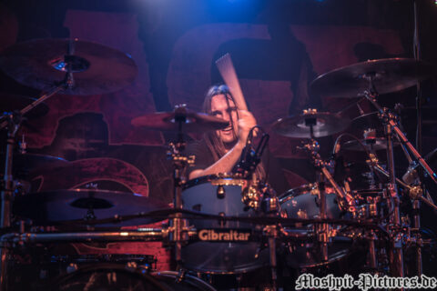 DarkerHalf_Cremona2016_40