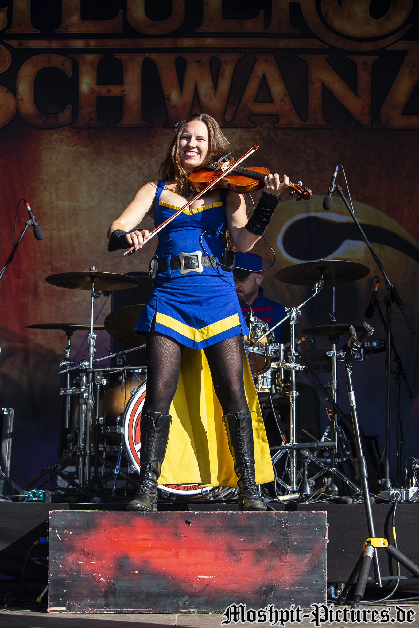 feuertanz-festival-2015-Feuerschwanz-362