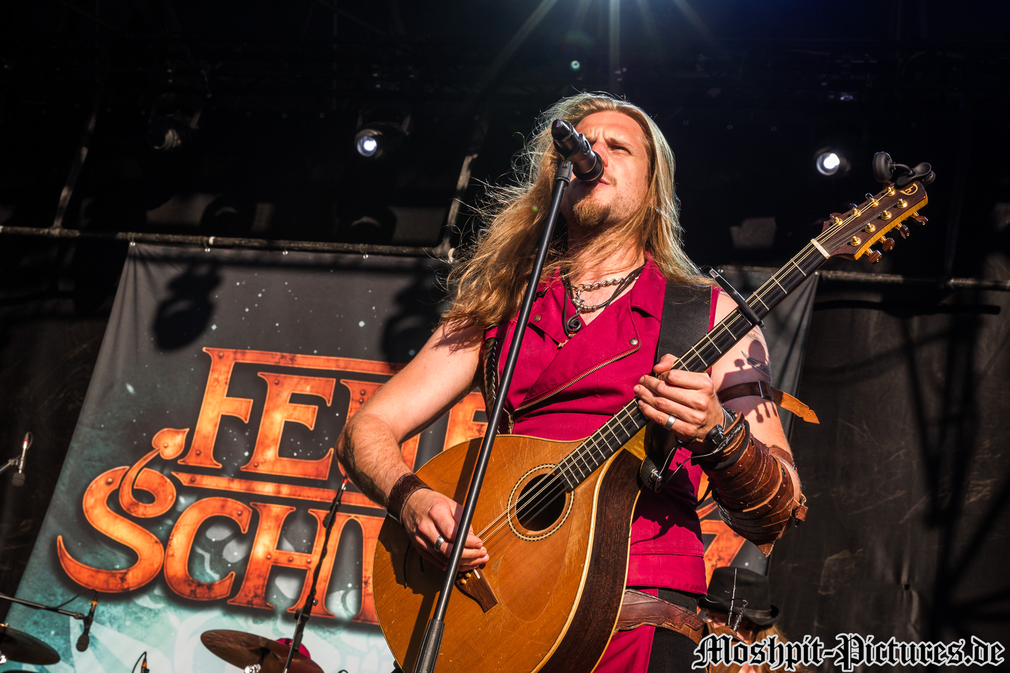 feuertanz-festival-2017-Feuerschwanz-002