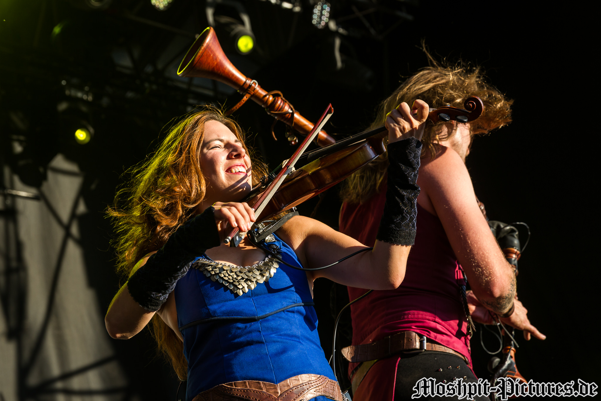 feuertanz-festival-2017-Feuerschwanz-048