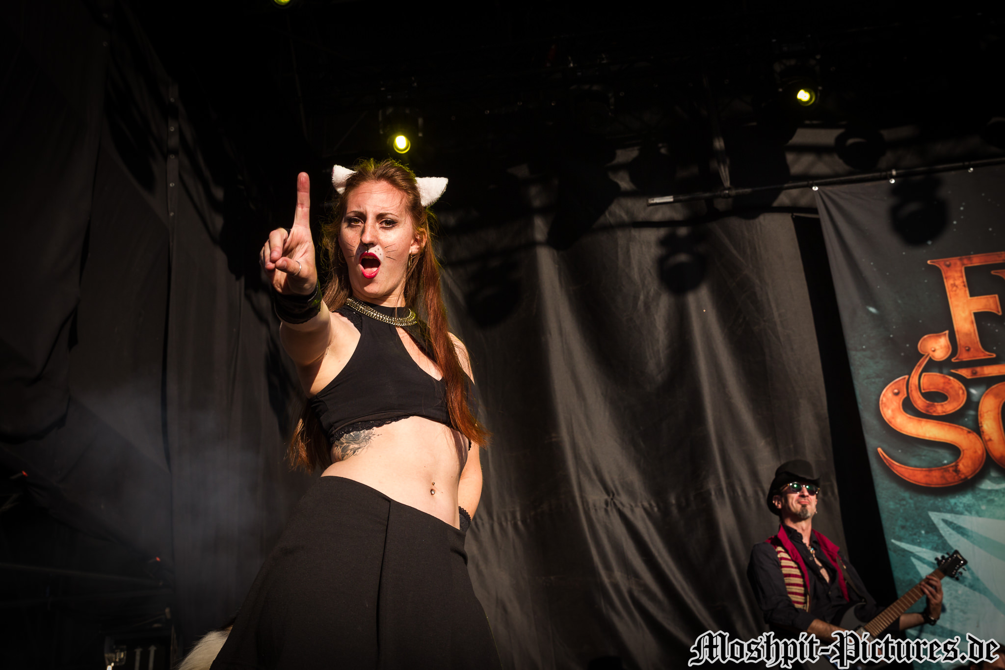 feuertanz-festival-2017-Feuerschwanz-058