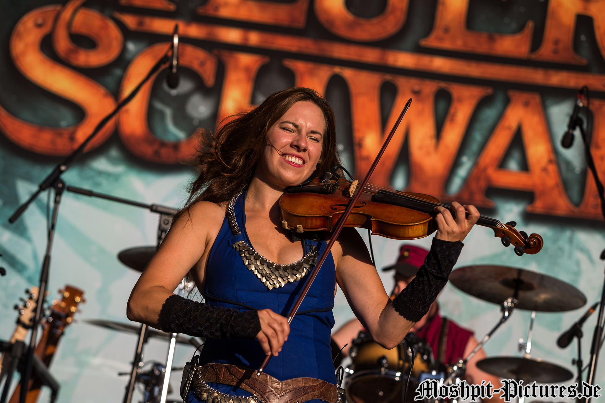 feuertanz-festival-2017-Feuerschwanz-160