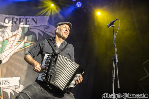 Konzertfoto von Fiddlers Green - Feuertanz Festival 2022