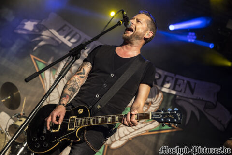 Konzertfoto von Fiddlers Green - Feuertanz Festival 2022