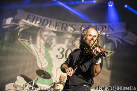 Konzertfoto von Fiddlers Green - Feuertanz Festival 2022
