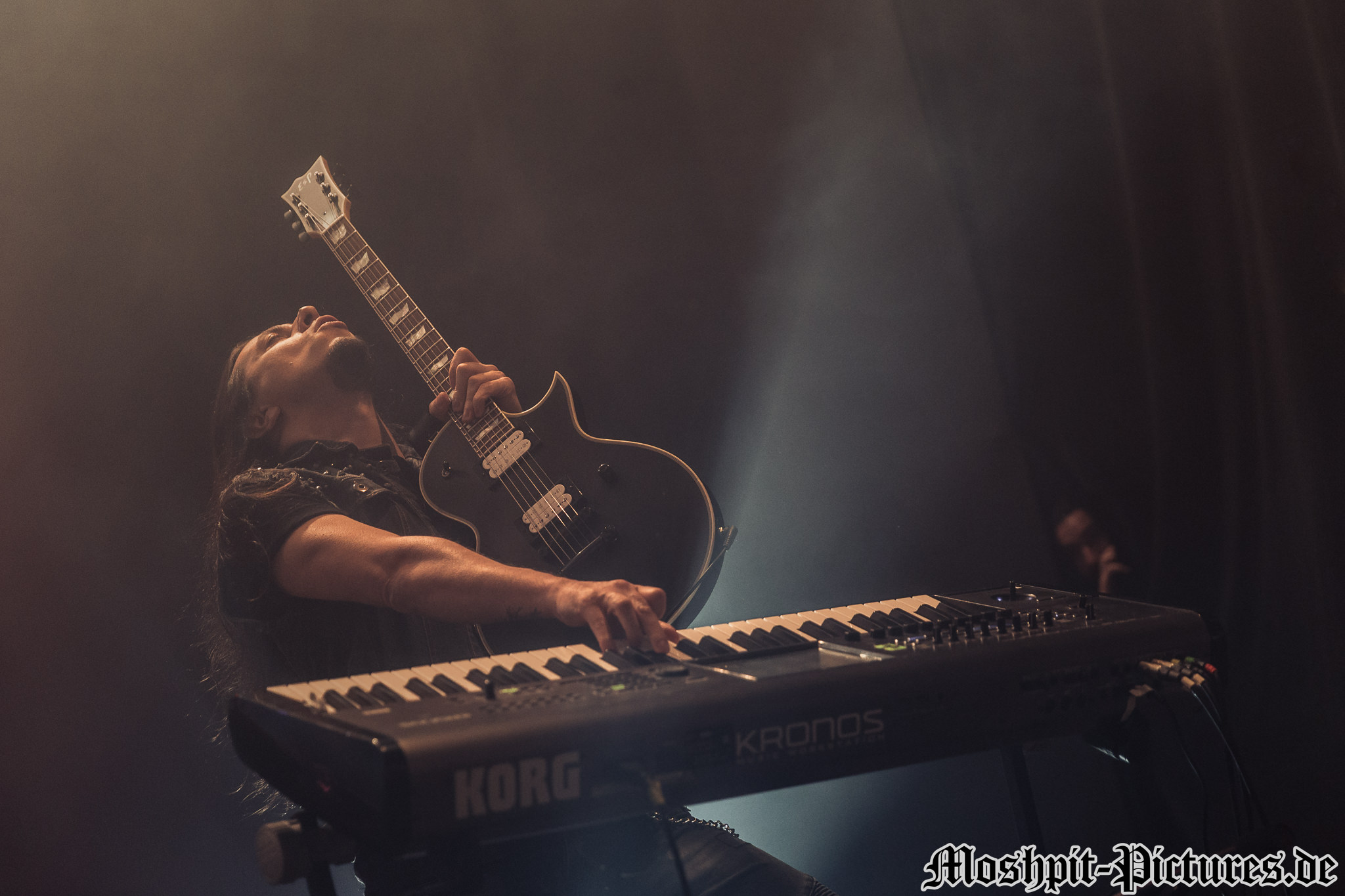immortals-over-greece-2017-Firewind-1427