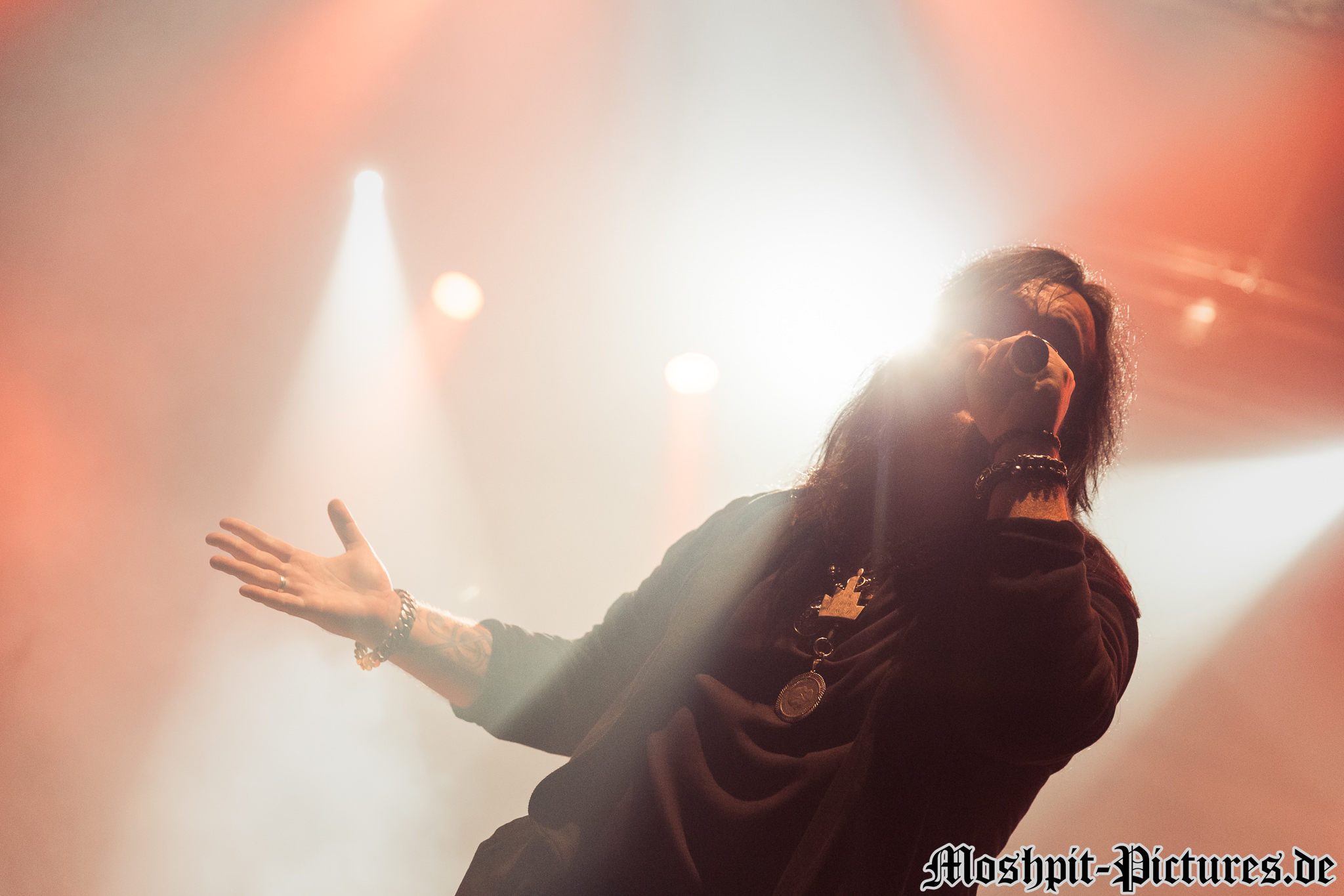 immortals-over-greece-2017-Firewind-1466