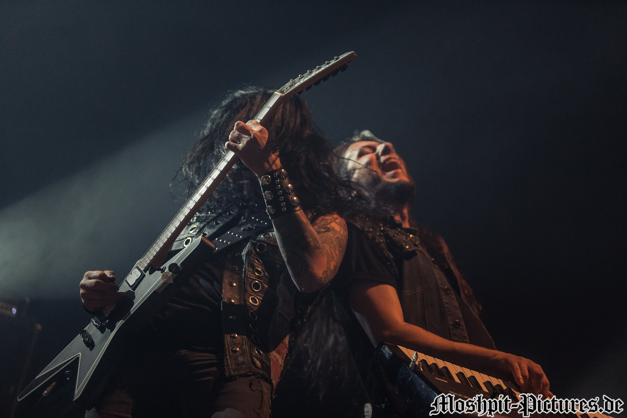 immortals-over-greece-2017-Firewind-1714