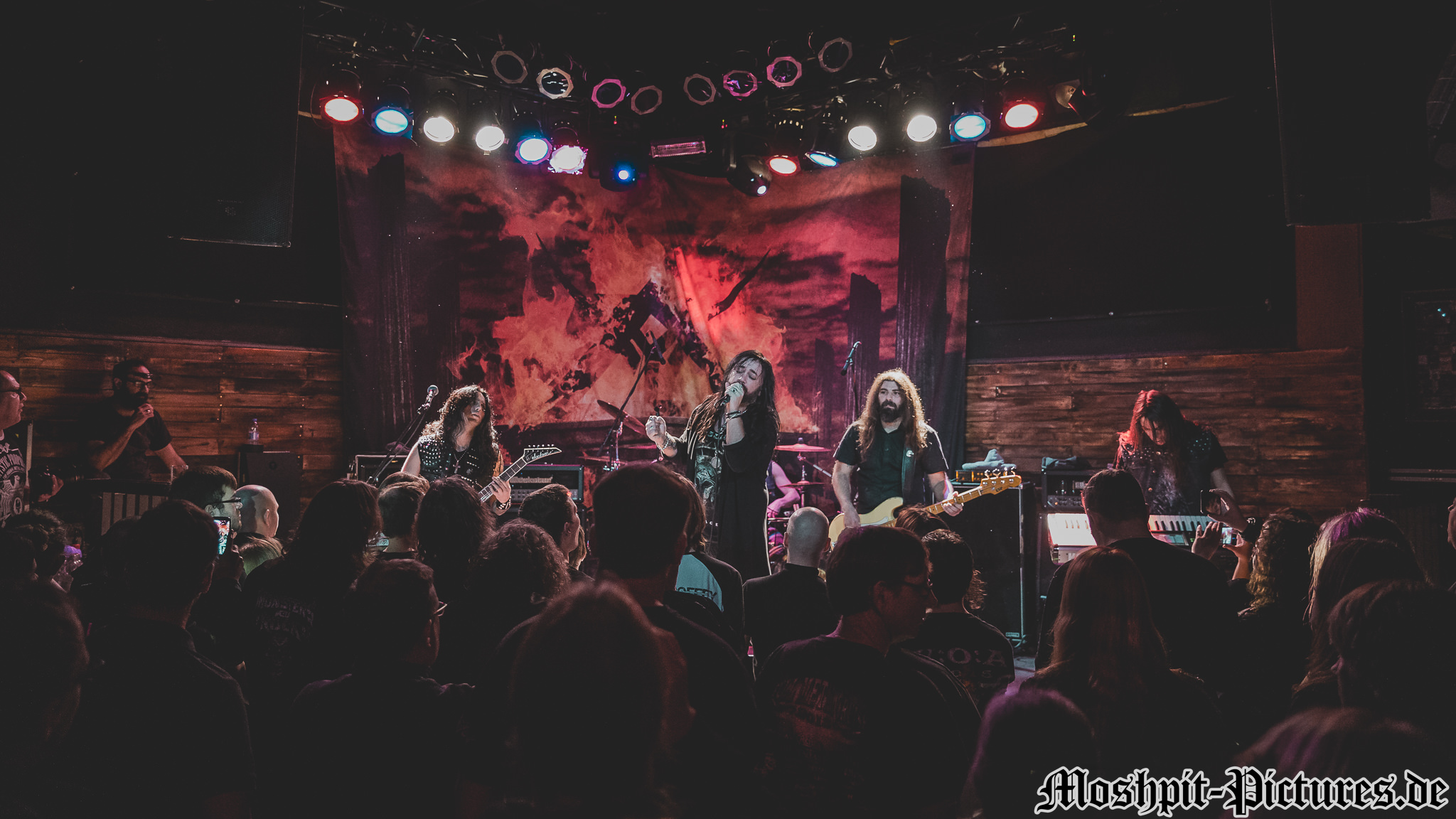 immortals-tour-2017-Firewind-084