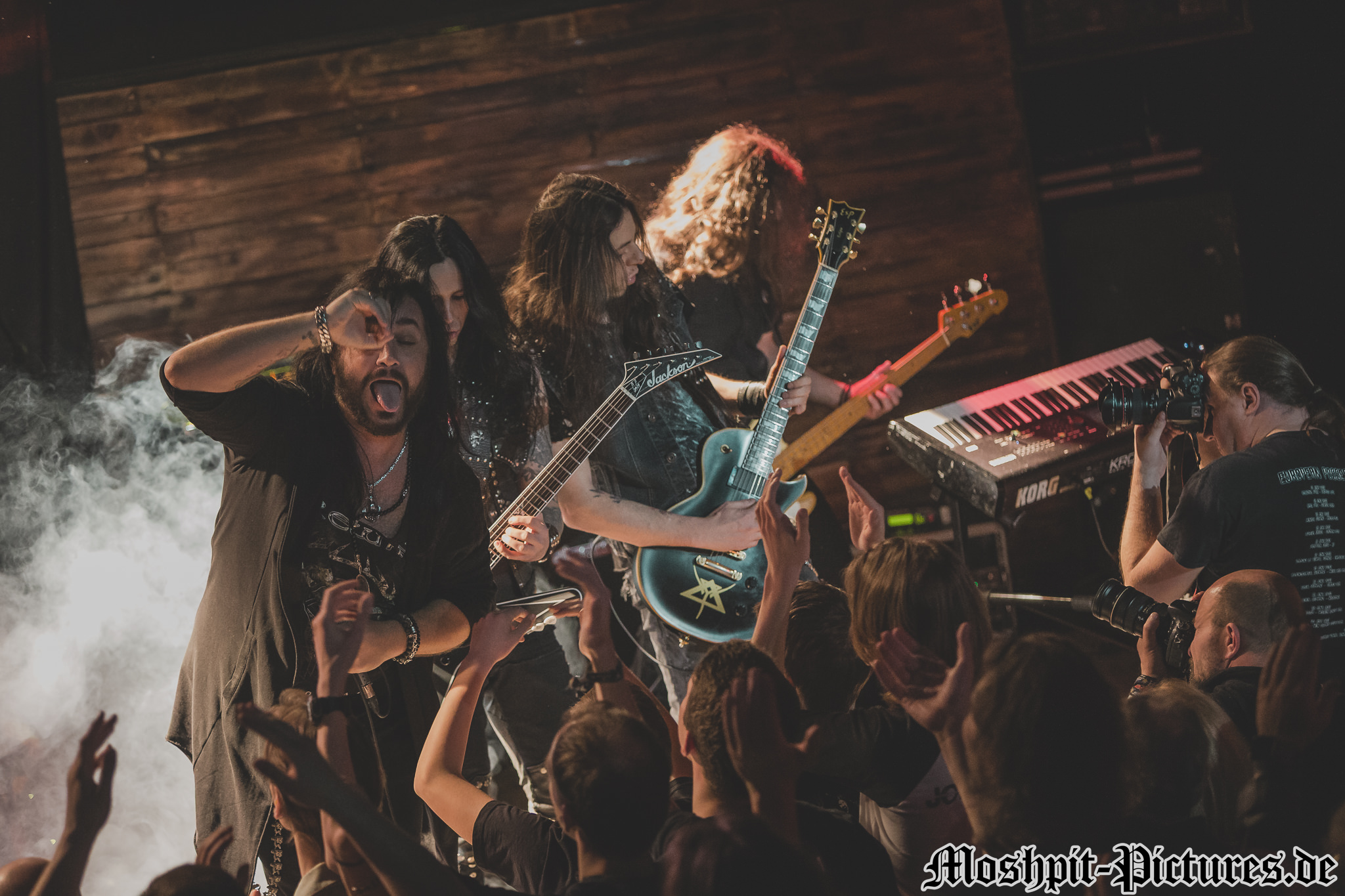immortals-tour-2017-Firewind-207