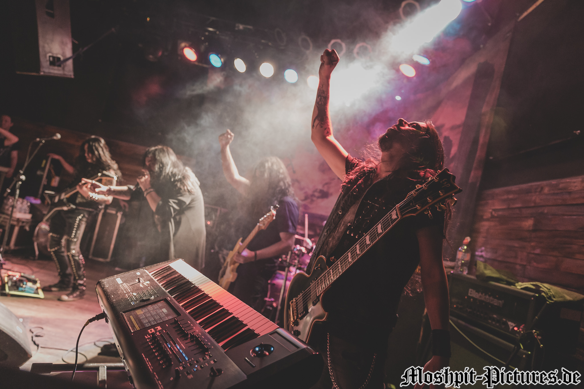 immortals-tour-2017-Firewind-356