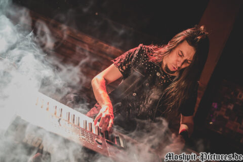 Firewind_Bochum2017_34